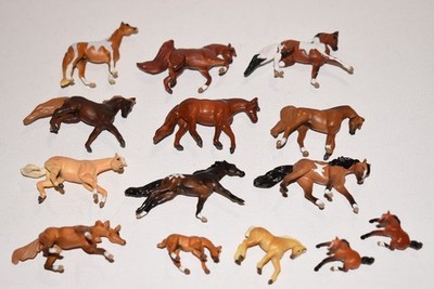 Vintage Breyer Mini Whinnies Lot of 14 Mini Horses 1.5'' Scale
