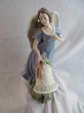 Porcelain Guardian Angel 2003 Collectors Edition *Grandeur Noel*