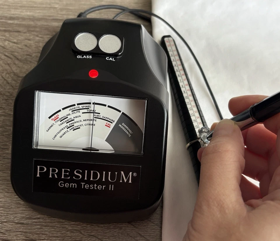 Anillo de oro blanco de 14 KP con topacio y diamantes talla 8,25 para dama fino IMPRESIONANTE Foto 2 de 4