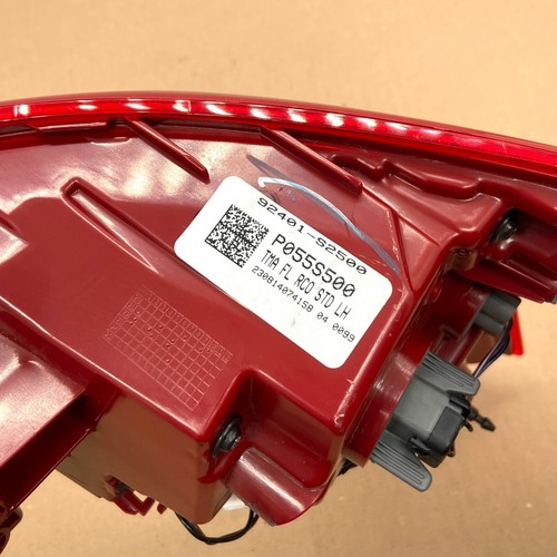 OEM 21-23 Hyundai Santa Fe Driver Luz Trasera Izquierda Parada Bombilla Lámpara 92401-S2500 - Imagen 10 de 10