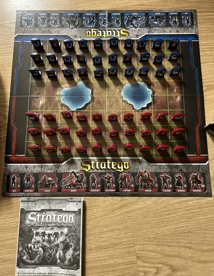 **COMPLETE** STRATEGO Classic Battlefield Strategy Board Game By PATCH - Image 3 of 4