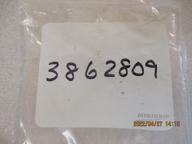 P5B Genuine Volvo Penta Marine 3862809 Pivot Pin OEM New Factory  