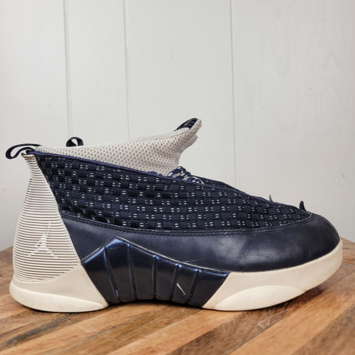 y...♡ Vintage Size 9.5 - Air Jordan 15 OG 2000 Obsidian ( 136029