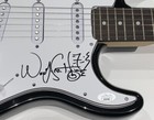 WES SCANTLIN SIGNED SKULL ELECTRIC GUITAR PUDDLE OF MUDD JSA COA — photo 2