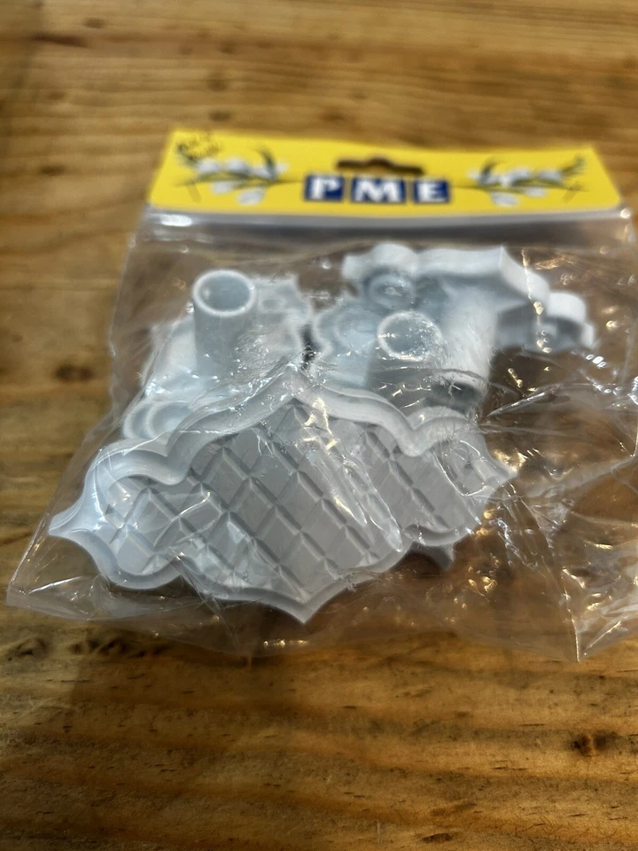 PME Creative Plaque Indented Trellis Inserts (4) - Image 2 of 4