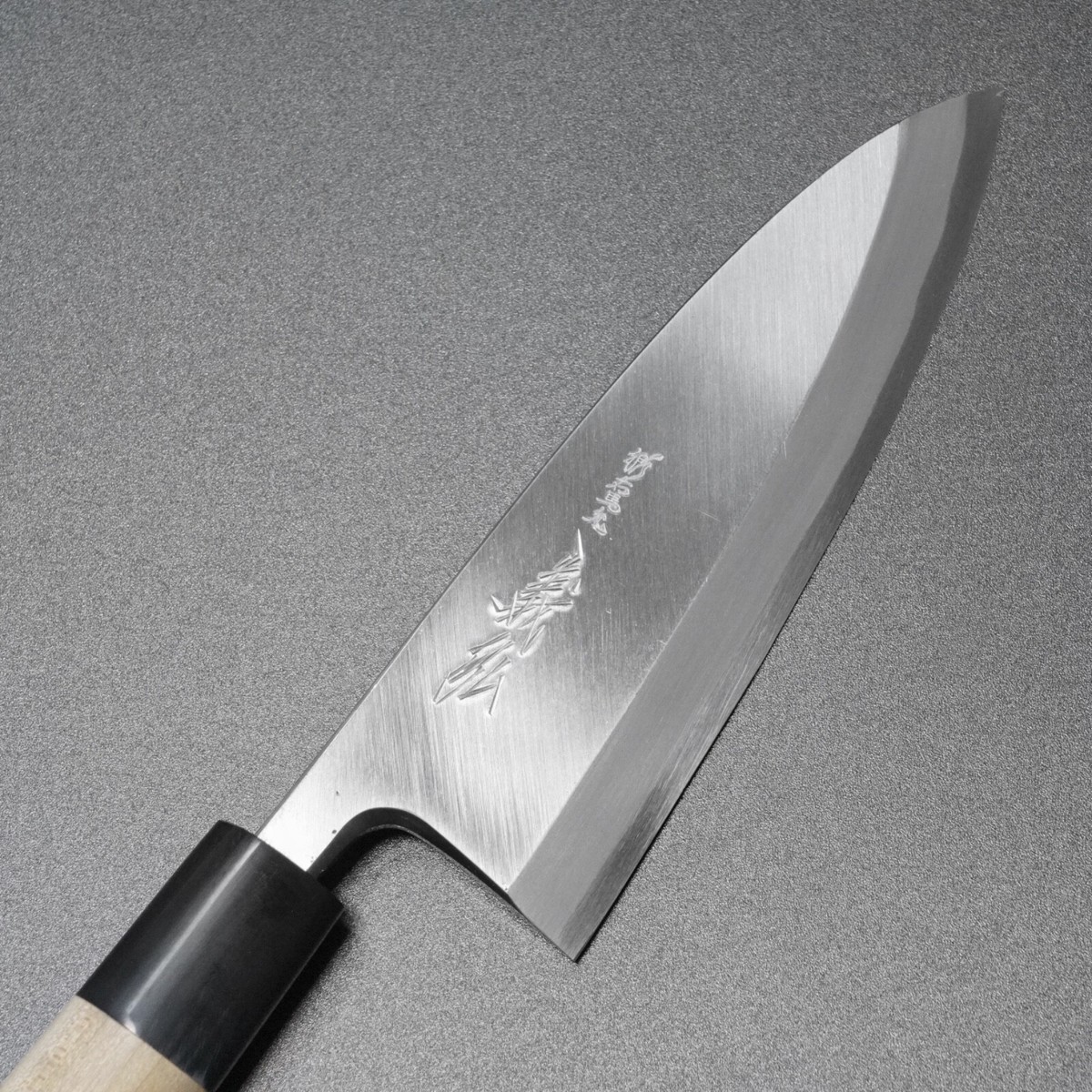 Japanese Yoshihiro Shirogami White #2 Steel Deba Knife 150mm Japanese Yoshihiro Shirogami White #2 Steel Deba Knife 150mm