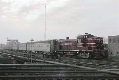 CRI&P 487 Alco RS3 1951 at Englewood Union Station Chicago, IL 5 x 7 Photo