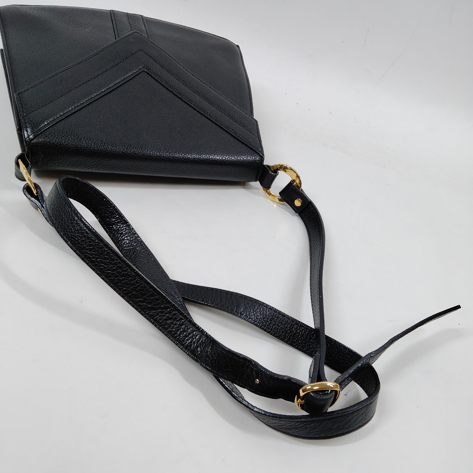 Yves Saint Laurent Crossbody bag Black Leather 1167015 eBay