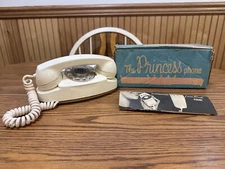 Vintage 60s Rotary Phone 702B “The Princess” Bell System White With Box Manual