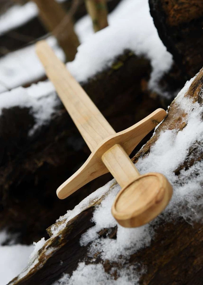 Wooden Hand + Half Norman Practice Training Sword Medieval Reenactment Costume. - Image 3 of 4