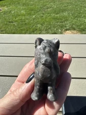 Yooperlite Crystal Horse Carving UV Reactive 80 Grams 2.5”