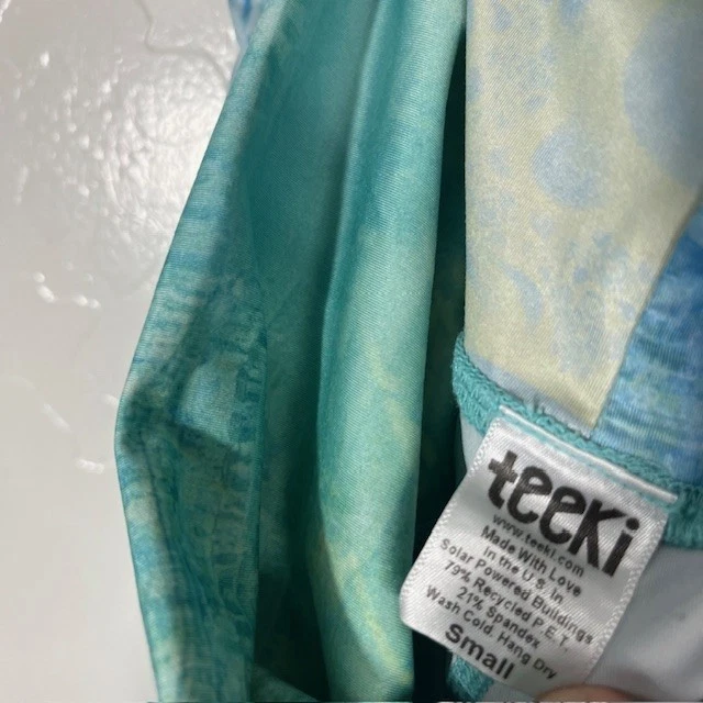 Leggings Teeki Feminina Pequena Azul Arte Abstrata Compressão Hippie Yoga Academia - Imagem 4 de 4