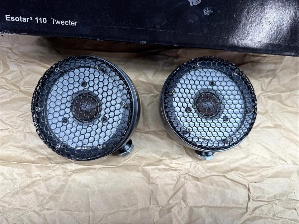 Tweeters Dynaudio Esotar 2 110 con vainas de aluminio parrillas caja original SQ E110 usado Foto 2 de 4
