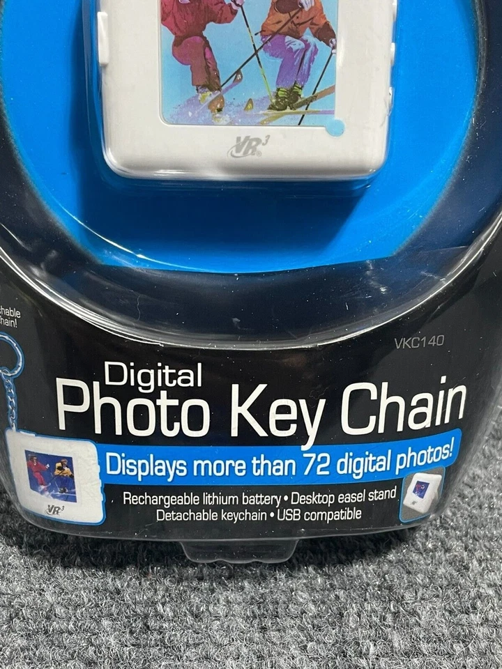 VR3 Digital Photo Key Chain Upto 72 digital photos Rechargeable USB - Image 2 of 4