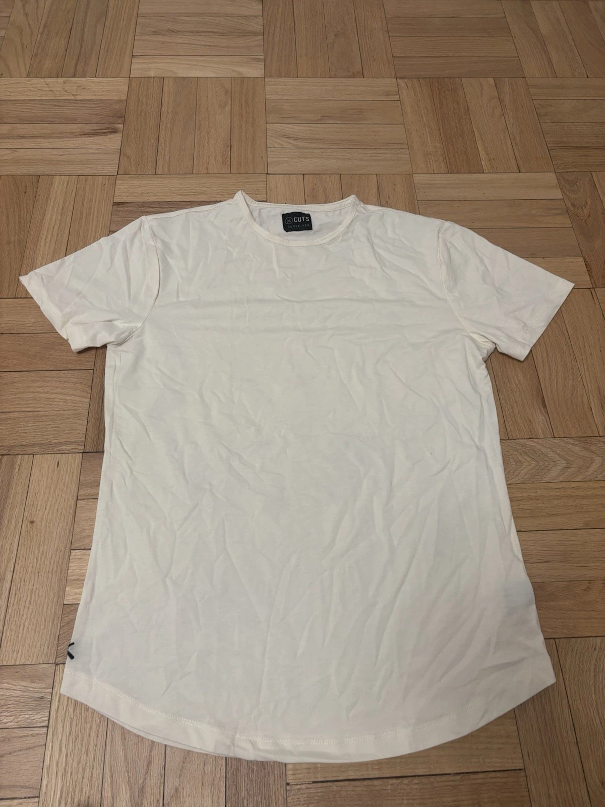 Cuts Clothing Men's Curve Hem Crew Neck Short Sleeve Tee T-Shirt Large L Biege