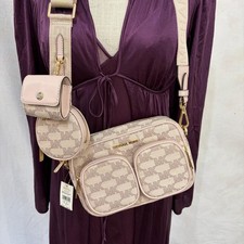Michael Kors Jet set crossbody in monogram pink