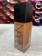 NARS All Day Luminous Weightless Foundation -, 1 Fl. Oz. Med Dark 5 New Guinea
