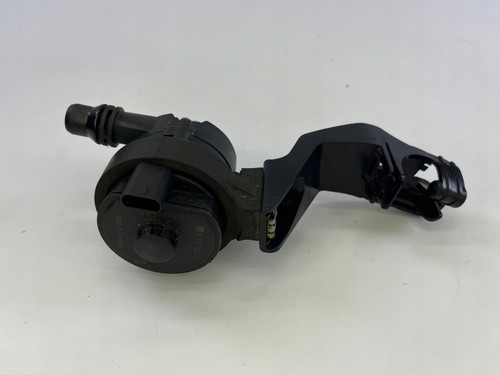 BMW G11 G12 4.4 V8 N63 2016 Zusätzliche Wasserpumpe 9372723 OE OEM Original