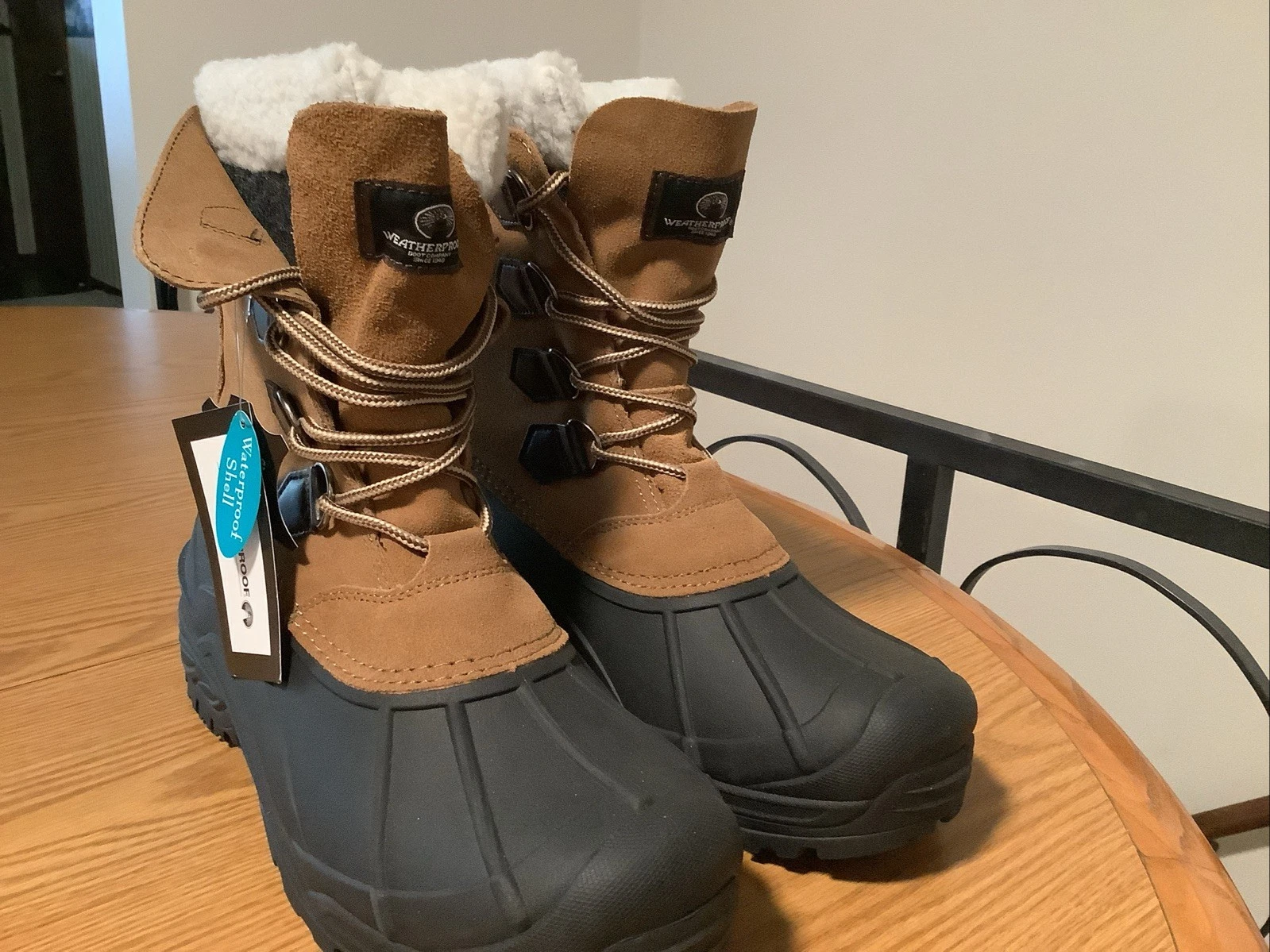 Men’s Weatherproof Snow Boot Size 12M Two Tone Taupe/Black Faux Fur Waterproof
