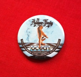 Addams Family thing Lapel Pin Badge Ocean 1991 Promo Button Vintage Nintendo NES
