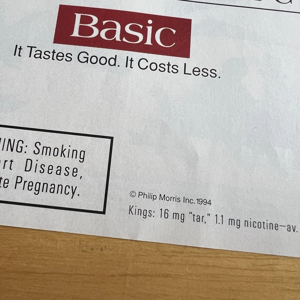 Anuncio impreso de revista de cigarrillos básicos vintage 1994 anuncio a página completa a color Foto 2 de 3