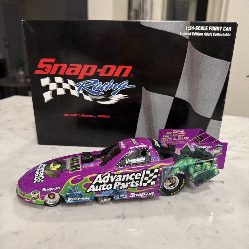 CRUZ PEDREGON 2003 NHRA Funny Car HULK Advanced Auto Parts 1:24 ACTION NEW RARE