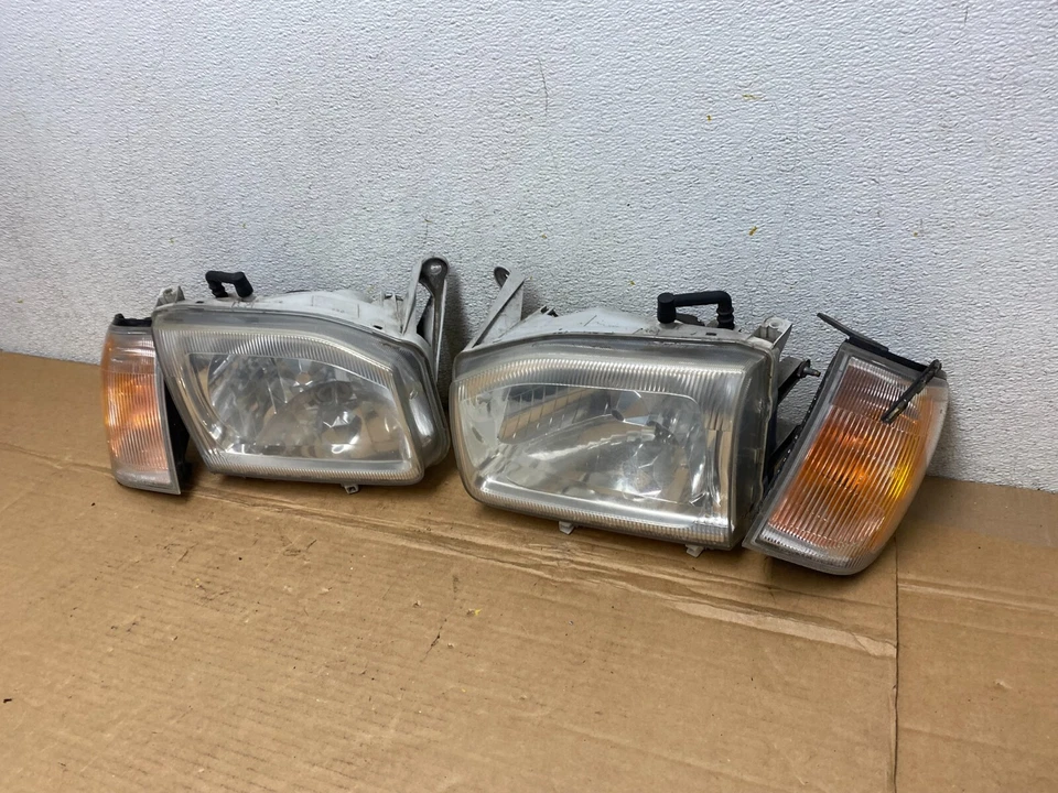 Faros izquierdo+derecho Nissan Pathfinder 1999-2004 + intermitente OEM M6810 DW Foto 2 de 4