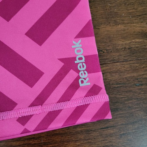 NWT Reebok Skinny Capri Activewear Leggings Sz L Pink Geo Striped Print Mid Rise - Picture 2 of 7