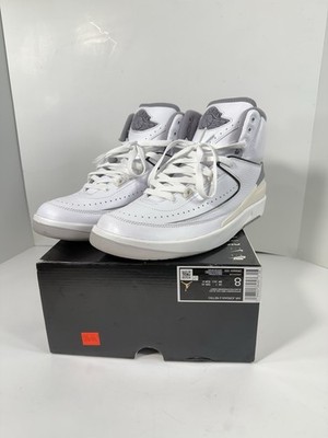 EXCELLENT Air Jordan 2 Retro White Cement Grey Men s SIze 8