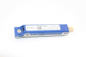 AUDI A4 Avant 8W5, B9 Antennenverstärker  8W9035225B 2.00 Diesel 140kw 29627809