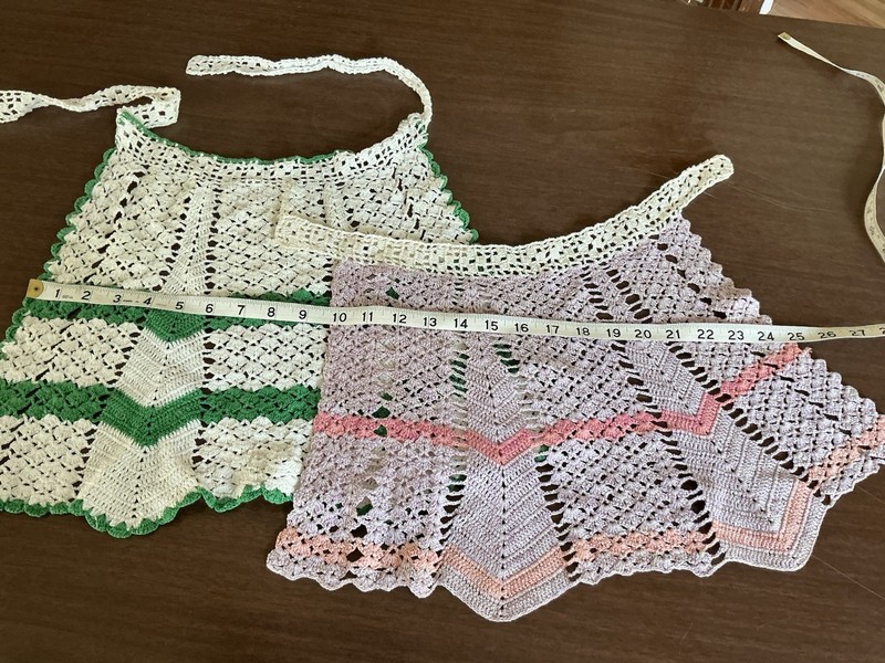 2 Crochet Trivet Or Decorative Aprons Handmade Vintage Retro Kitchen Decor