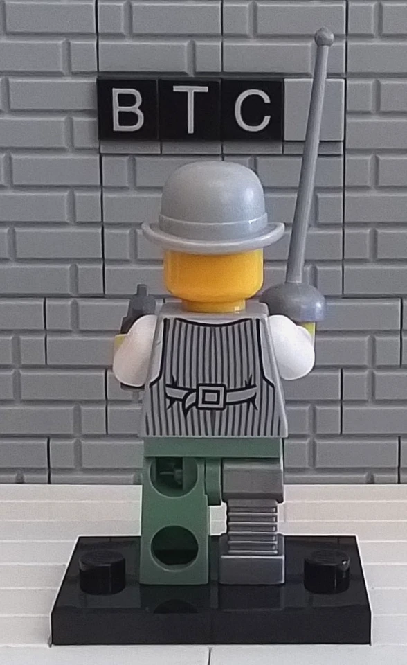 LEGO Monster Fighters 9468 Doctor Rodney Rathbone Minifigure! - Image 3 of 4