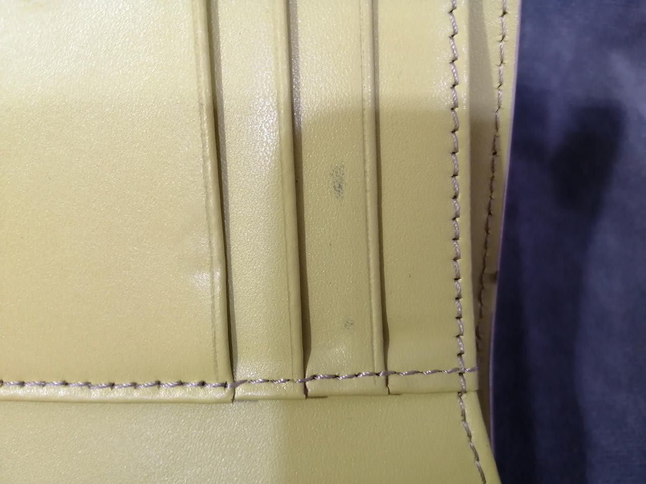 Bifold Wallet Model Beige PATRICKCOX - image 11