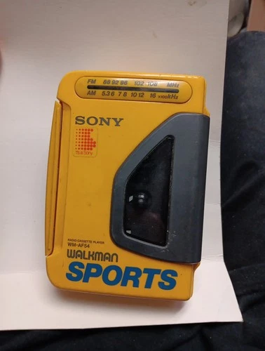 Vintage Sony Sports Walkman WM-AF58 Cassette AM/FM Radio Works Cassette Doesn't