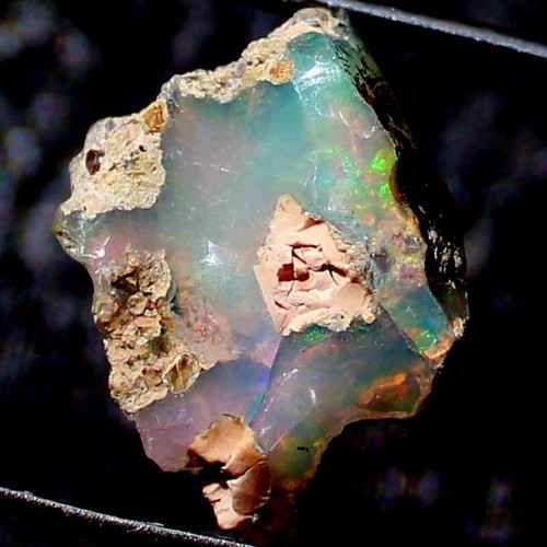 Genuine Play of Fire Natural ETHIOPIAN Opal WELO ROUGH , Opal 10.20 CT 16x22x8mm - Picture 3 of 8