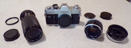 Tenue d'appareil photo argentique 35 mm vintage Canon FTb QL - Photo 1 sur 18