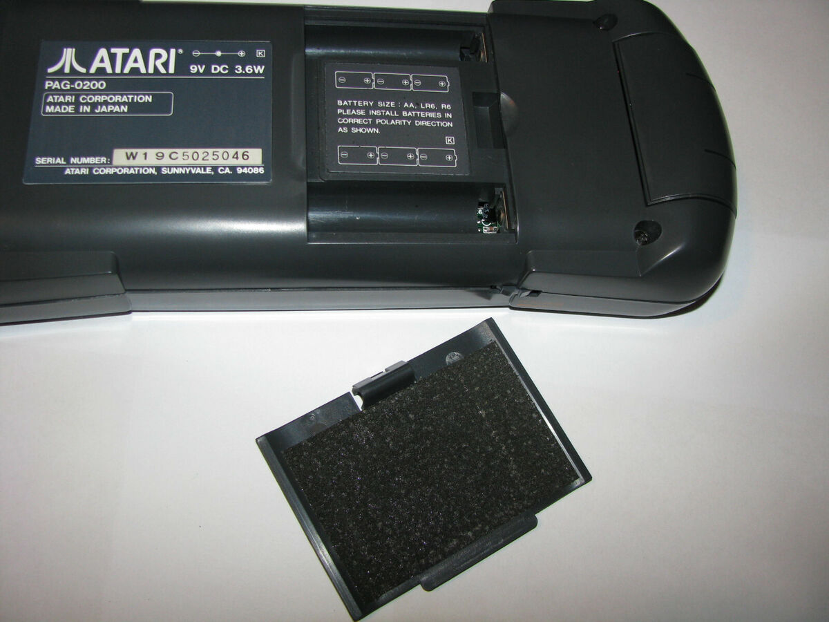 Atari Lynx I PAG-0200 Console RARE JAPAN Version Boxed Atari Lynx I PAG-0200 Console RARE JAPAN Version Boxed
