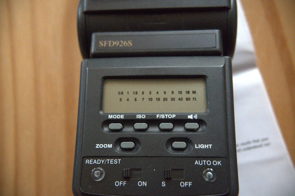 Bower SFD296S Digital Automatic Flash for Sony/Minolta Cameras - Image 4 of 4