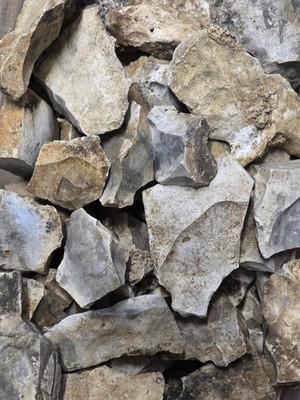 Flint Hills Kansas Chert Spalls - 1 Pound Raw Stone for Knapping and Crafting