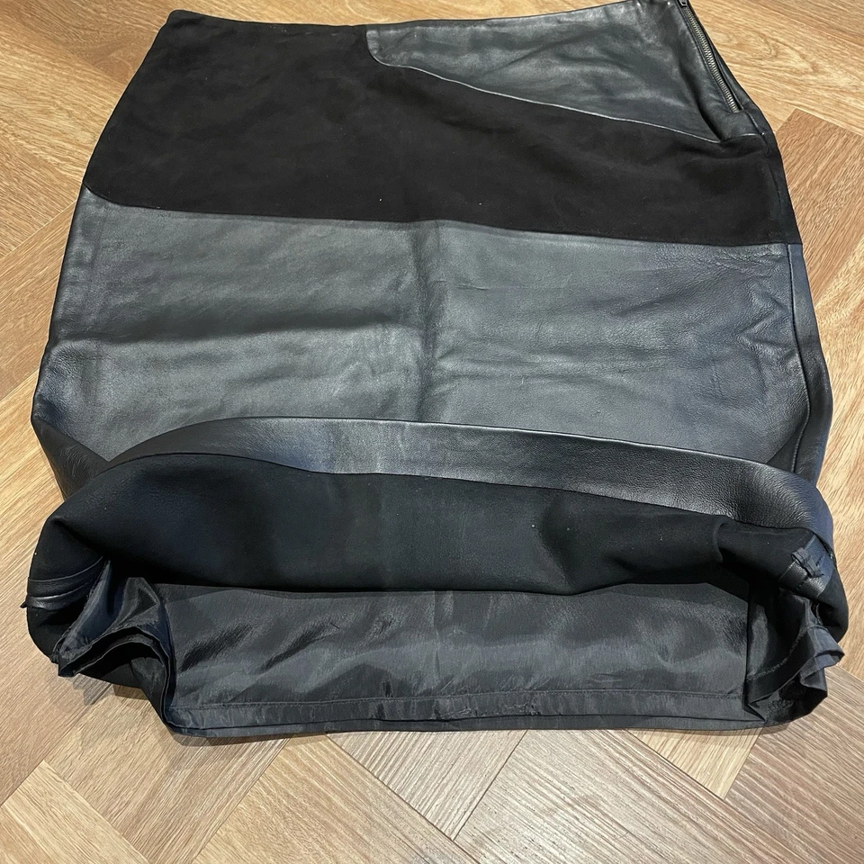 Vintage Black Leather & Suede Pencil Knee Skirt Size UK 16-18 36” Waist Genuine - Image 4 of 4