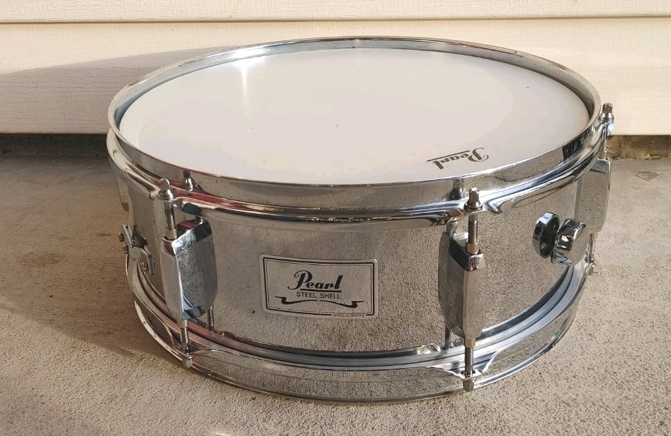 Vintage Pearl Stainless Steel Shell Snare Drum 6-Lug 13.5