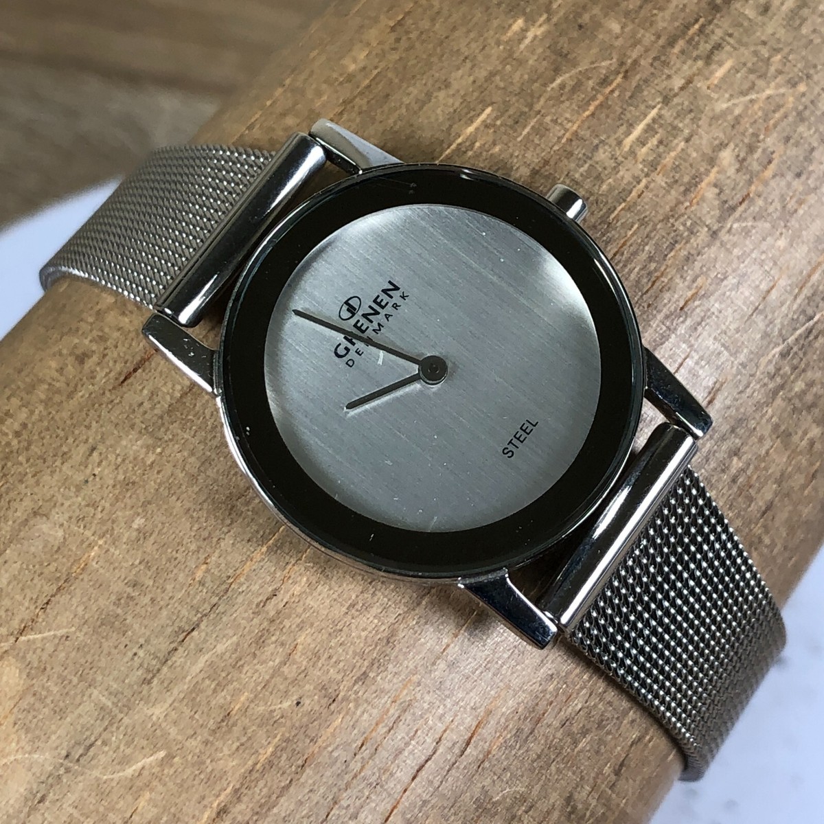 Grenen by Skagen Women M-22SSSS Gray Dial Milanese/Mesh 26mm 