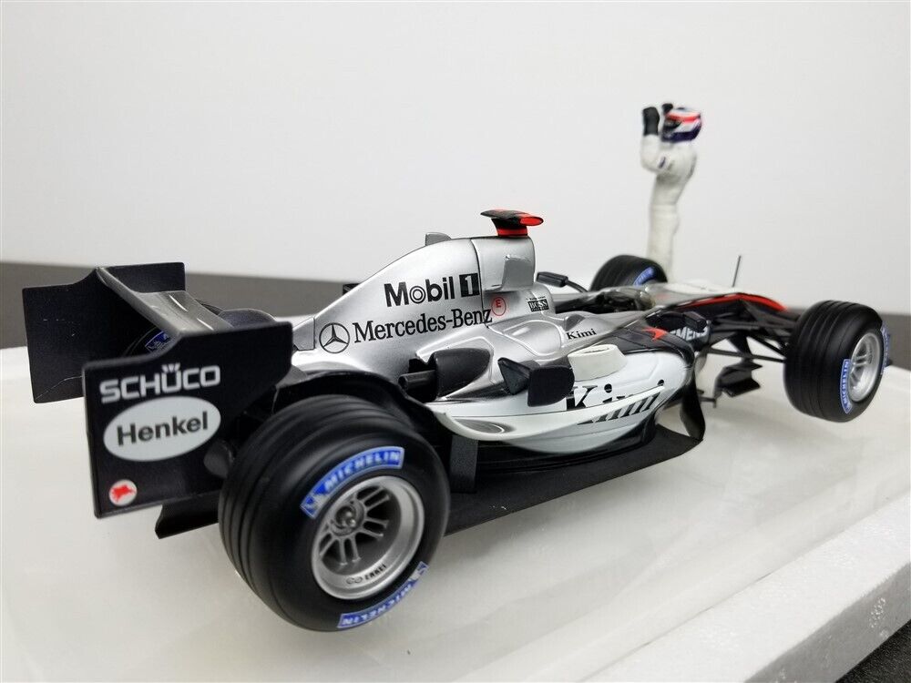 2003 F1 KIMI RAIKKONEN MERCEDES BENZ McLAREN #9 1/18 HOT 2003 F1 KIMI RAIKKONEN MERCEDES BENZ McLAREN #9 1/18 HOT