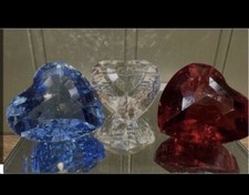 Swarovski Figuren, Wunderschöne Herzen in Rot, Blau & Klar. Je Herz ca. 4,5 cm.!