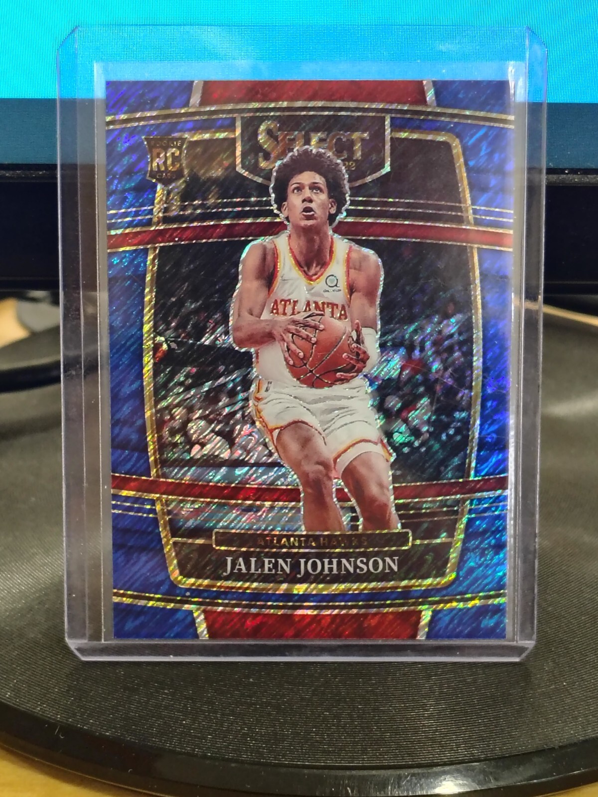 2021-22 Panini Select - Concourse Blue Shimmer Prizm #17 Jalen Johnson (RC)