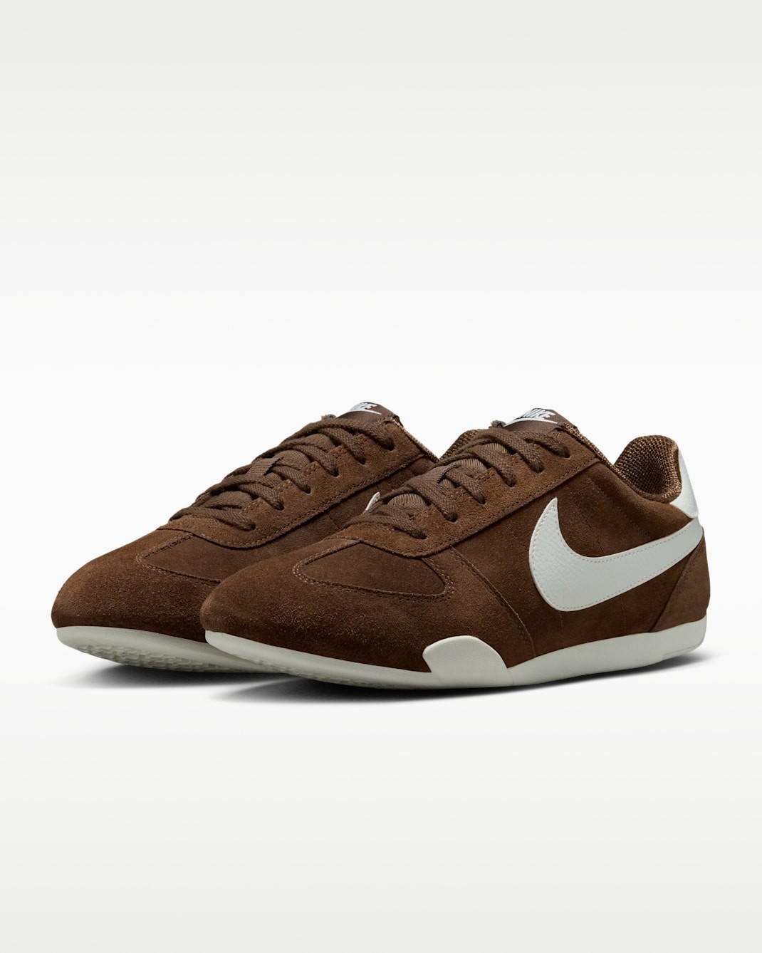 IO8030-201 Nike Sprint Sister Cacao WowSail (para mujer)