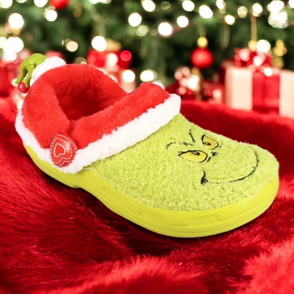 Crocs The Grinch Lined Clog 2025 | ALL ADULT SIZES | Christmas  - Image 3 of 4