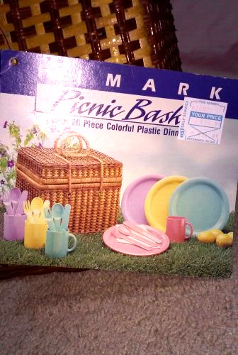 Vintage Woven Picnic Basket w/Utensils, Plates, Cups for Four, Pastel Colors NEW