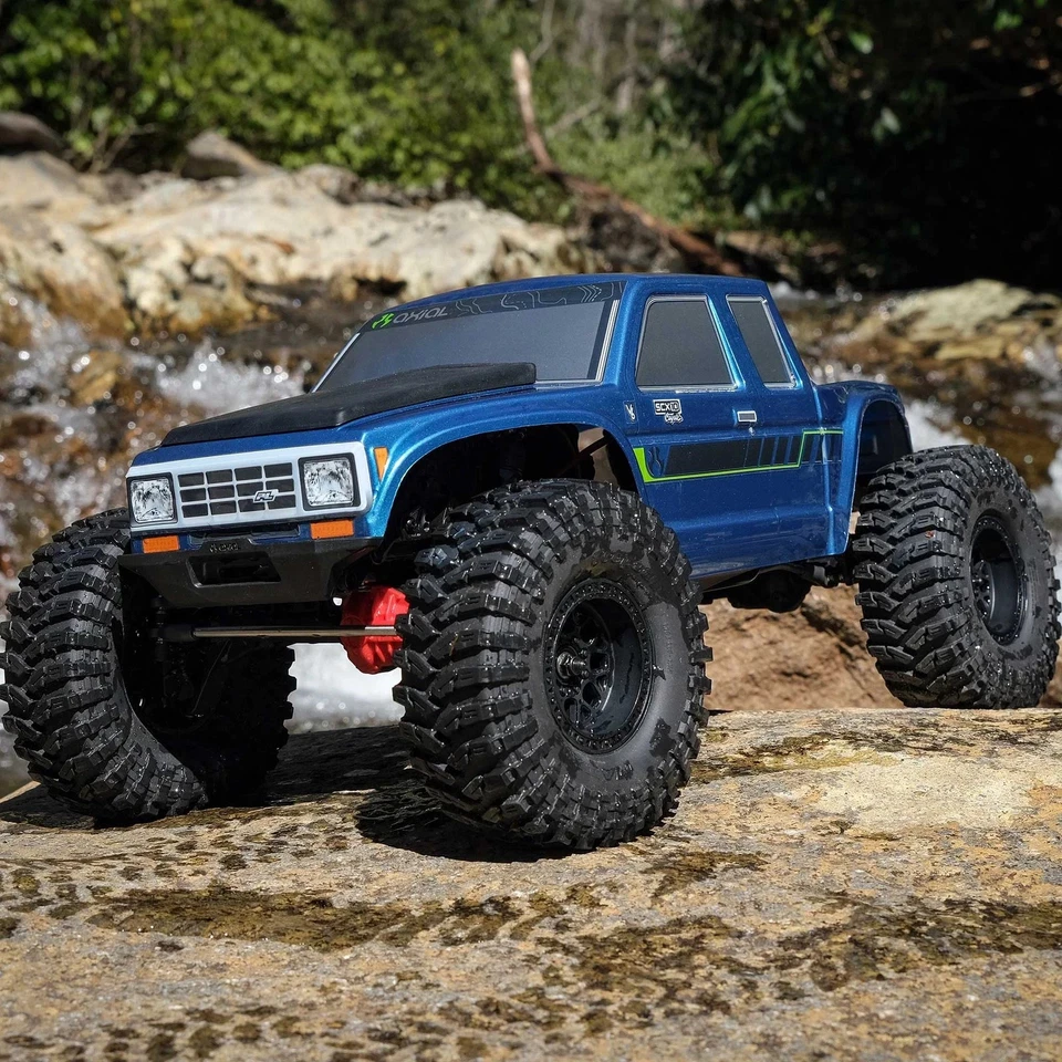 Axial 1/10 SCX10 III Coyote 4X4 RTR Brushed Rock Crawler Blue AXI-2036T2 - Image 3 of 4