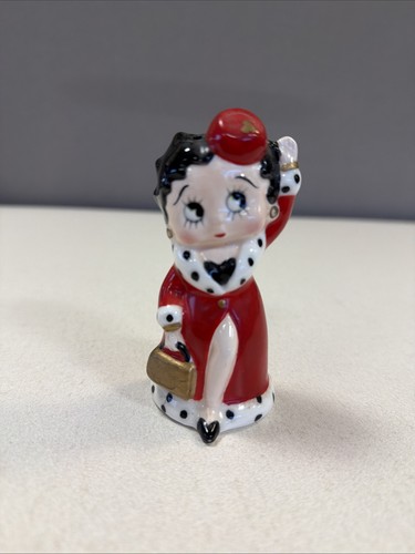 BETTY BOOP Red Dress 1995 Salt Shakers 4" by Vandor BB3B218